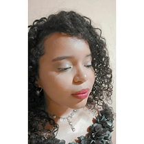 Mi proyecto del curso: Introducción a las técnicas profesionales de maquillaje. Un projet de Cinéma, vidéo et télévision, Direction artistique, St, lisme , et Photographie de mode de Nicole Tud - 22.12.2023