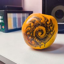 Tatuaje sobre naranja. Tattoo Design project by Alan Jurado Chavez - 12.21.2023