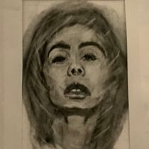 My project for course: Artistic Charcoal Portraiture: Creating Atmosphere. Ilustração tradicional, Artes plásticas, Desenho, Desenho de retrato, Desenho realista, e Desenho artístico projeto de ch9900156 - 27.12.2023