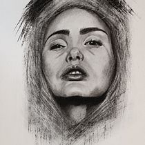 Mein Abschlussprojekt für den Kurs: Künstlerisches Porträt mit Kohlestift: die Atmosphäre. Desenho, Desenho de retrato, Desenho realista, Ilustração tradicional, Artes plásticas, e Desenho artístico projeto de zsemle777 - 02.01.2024
