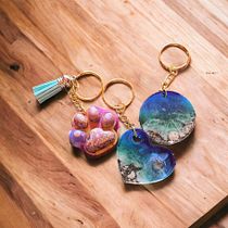 Mi proyecto del curso: Diseño de joyería en resina. Un progetto di Design di accessori, Artigianato, Design di gioielli e DIY di paovicente.pt - 17.12.2023