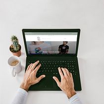 Mi proyecto del curso: Gaby Tee Factory. Projekt z dziedziny Web design, Tworzenie stron internetow, ch, Marketing c, frow,  e-commerce, Programowanie bez kodu i Business użytkownika Juan Lamboy Ramos - 31.12.2022