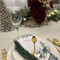 Mi proyecto del curso: Los secretos del Table Styling: el arte de la buena mesa. Interior Design & Interior Decoration project by Silvia Romano - 01.07.2024