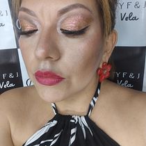 Mi proyecto del curso: Introducción a las técnicas profesionales de maquillaje. Un projet de Cinéma, vidéo et télévision, Direction artistique, St, lisme , et Photographie de mode de rociovela722 - 09.01.2024