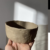 Mój projekt z kursu: Tworzenie ceramicznych doniczek z charakterem. Arts, Crafts, Fine Arts, Ceramics, and Design project by Aleksandra Janecka - 01.10.2024