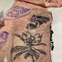 Blackwork Tattoo Practice on Pig Skin. Un progetto di Design di tatuaggi di alice - 16.01.2024