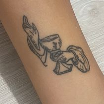 Santo Grial . Tattoo Design project by Sofía Franco - 01.24.2024