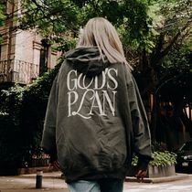Mi proyecto del curso: Creación de una marca de streetwear GOD'S PLAN. Design, Product Design, and Fashion Design project by Jonathan Sanchez - 09.24.2022