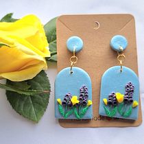 My project for course: Intro to Polymer Clay Jewelry: Design Floral Accessories. Design de acessórios, Artesanato, Design de joias, Design de moda, e DIY projeto de Nipuni Wickramarathna - 25.01.2024