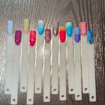 My project for course: Introduction to Nail Art. Design, Traditional illustration, Painting, Pattern Design, and Decorative Painting project by paulagamboa - 01.27.2024