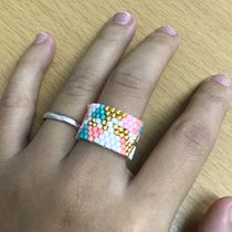My project for course: Beaded Jewelry Design: Weave Elegant Patterns. Accessor, Design, Arts, Crafts, Jewelr, Design, and Fiber Arts project by Thantip Chaysirivattana - 01.27.2024