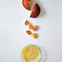 Mein Abschlussprojekt für den Kurs: Biomaterialien: Materialien aus organischen Abfällen herstellen. Un projet de Artisanat , et Conception de produits de Sarah Müller - 22.01.2024