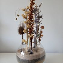 Mi proyecto del curso: Ikebana: arreglos florales para principiantes Ein Projekt aus dem Bereich Innendesign, Dekoration von Innenräumen, Innenarchitektur und Blumen- und Pflanzendesign von Mario del Cerro Centeno - 28.01.2024