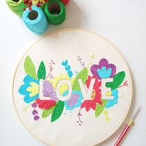 Meu projeto do curso: acessório feminino. Advertising, Photograph, Marketing, Social Media, Mobile Photograph, Product Photograph, Mobile Marketing, Instagram, Lifest, le Photograph, Br, ing, Identit, Lettering, Embroider & Instagram Photograph project by giselle nascimento - 01.28.2024