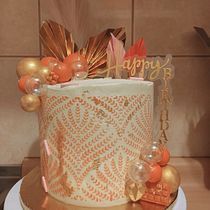 Mi proyecto del curso: Cake design: técnicas decorativas modernas. Un progetto di Design e DIY di katiuskaverab01 - 30.12.2023