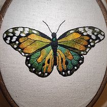 My project for course: Realistic Embroidery Techniques. Traditional illustration, Embroider, and Textile Design project by ma_alejandra - 01.30.2024