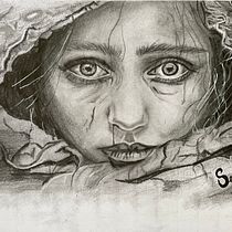 My project for course: Artistic Charcoal Portraiture: Creating Atmosphere. Ilustração tradicional, Artes plásticas, Desenho, Desenho de retrato, Desenho realista, e Desenho artístico projeto de Serena Gammond - 06.02.2024