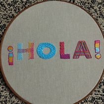 Mi proyecto del curso: Letras bordadas: el hilo como herramienta gráfica. Un projet de Broderie , et Design textile de Ana Liz Acuña - 03.02.2024