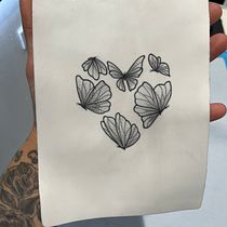 Il mio progetto del corso: Tatuaggio fine line: la leggerezza. Traditional illustration, Drawing, and Tattoo Design project by Roberta Usai - 12.14.2023
