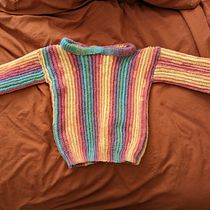 My project for course: Creating Garments Using Crochet. Fashion Design, Fiber Arts, DIY, Crochet, and Textile Design project by Nicki Newell - 01.05.2024