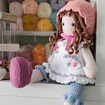 Elaboración de muñecas amigurumi románticas. Een project van Craft, Speelgoedontwerp, Textiel, Haken y Amigurumi van Alba Vázquez Quintas - 06.02.2024