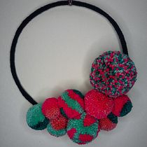 Mijn project van de cursus: Pompons creëren en ontwerpen. Artesanato, Decoração de interiores, DIY, e Design têxtil projeto de gunillamichiels - 07.02.2024
