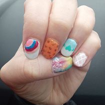 Il mio progetto del corso: Introduzione alla nail art. Design, Traditional illustration, Painting, Pattern Design, and Decorative Painting project by Silvia Scherma - 02.07.2024
