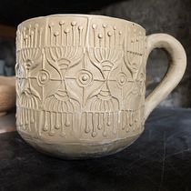 Mein Abschlussprojekt für den Kurs: Stempelherstellung für strukturierte Keramik. Arts, Crafts, Fine Arts, Decoration, Ceramics, and DIY project by Veronika Mainz - 02.08.2024