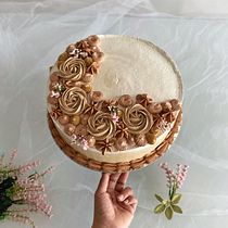 Proyecto final "Conectando con la pastelería". Photograph, Social Media, Photo Retouching, Mobile Photograph, Product Photograph, Digital Photograph, Food Photograph, Instagram Photograph, Lifest, le Photograph, Food St, and ling project by pamela_arenas_olivry - 02.08.2024