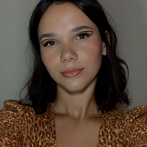 Meu projeto do curso: Introdução a técnicas de maquiagem profissional. Un projet de Cinéma, vidéo et télévision, Direction artistique, St, lisme , et Photographie de mode de thaissasantos008 - 12.02.2024