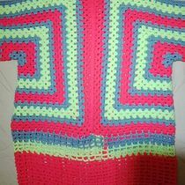 Mi proyecto del curso: Grannies de crochet: haz tu propio suéter. Fashion Design, Fiber Arts, DIY, Crochet, and Textile Design project by ojosdeperroazul1973 - 02.14.2024