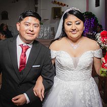 Mi proyecto del curso: Fotografía de boda: sesión de pareja . % César Oliveros tarafından hazırlanan Fotoğrafçılık, Portre Fotoğrafçılığı, Belgesel Fotoğrafçılık, Fotoğrafik Kompozis, Ve on projesi - 02.17.2024