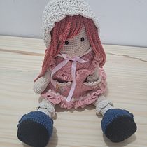 Mi proyecto del curso: Elaboración de muñecas amigurumi románticas Ein Projekt aus dem Bereich H, werk, Spielzeugdesign, Weben, Crochet, Amigurumi und Textildesign von Lau Tejada - 19.02.2024