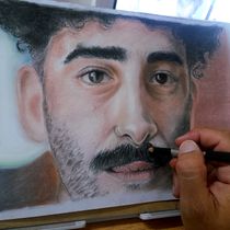 Mi proyecto del curso: Retrato realista al pastel tiza. Traditional illustration, Fine Arts, Drawing, and Portrait Drawing project by Seba Ortega - 02.16.2024