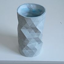 My project for course: Geometric Handmade Molds: Design 3D-faceted Objects. Projekt z dziedziny Design, Projektowanie dodatków, Craft,  Sztuki piękne, Projektowanie wnętrz,  Dekoracja wnętrz, Dekoracja wnętrz i DIY użytkownika Marco Vacchina - 21.02.2024