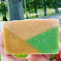 My project for course: Introduction to Artisanal Soapmaking. Arts, Crafts, and DIY project by nori79 - 02.18.2024