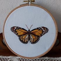 Il mio progetto del corso: Tecniche di ricamo realistico. Traditional illustration, Embroider, and Textile Design project by Anna - 02.26.2024