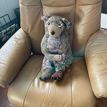 Mr. Puppy. Fiber Arts, DIY, Knitting, and Textile Design project by Judy Brookes - 02.25.2024