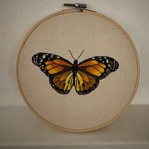 My project for course: Realistic Embroidery Techniques. Traditional illustration, Embroider, and Textile Design project by Marianne Lindseth - 02.26.2024