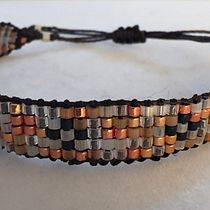 My project for course: Beaded Jewelry Design: Weave Elegant Patterns. Accessor, Design, Arts, Crafts, Jewelr, Design, and Fiber Arts project by mysanderella - 02.27.2024