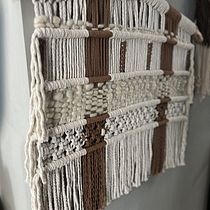 Meu projeto do curso: Macramê para iniciantes: explore a arte dos nós. Un progetto di Design di accessori, Artigianato, Interior design, Interior Design, Fiber Art e Macramè di danidcosta - 27.02.2024