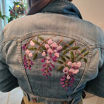 My project for course: Botanical Pattern Embroidery for Clothing Ein Projekt aus dem Bereich H, werk, Musterdesign, Stickerei, Weben, Botanische Illustration, Upc, cling und Textildesign von Jolien De Bock - 27.02.2024