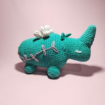 Mi proyecto del curso: Diseño y creación de amigurumis. Projekt z dziedziny Craft, Projektowanie zabawek,  Tkactwo, DIY, Sz, dełkowanie, Amigurumi, Wzornictwo tekst i liów użytkownika Karen Yáñez - 27.02.2024