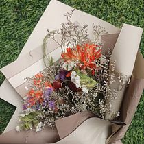Mi proyecto del curso: Diseño de arreglos con flores de temporada. Un projet de Design d'intérieur, Pa, sagisme, Décoration, DIY , et Art floral et végétal de ayleenbr98 - 27.02.2024