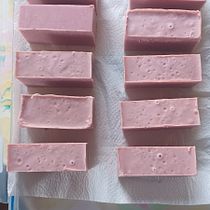 My project for course: Natural Soap Making for Beginners. Arts, Crafts, and DIY project by thehoneyfairy1 - 02.20.2024