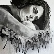 My project for course: Artistic Charcoal Portraiture: Creating Atmosphere. Ilustração tradicional, Artes plásticas, Desenho, Desenho de retrato, Desenho realista, e Desenho artístico projeto de chanelvanwyk - 01.03.2024