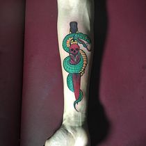Mi proyecto del curso: Tatuaje artístico full color. Een project van Traditionele illustratie,  Tekening, Digitale illustratie,  Tatoeageontwerp y  Ontwerp van edreiedrei - 09.01.2024