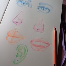 Il mio progetto del corso: Ritratti vivaci con matite colorate. Un progetto di Disegno, Disegno di ritratti, Sketchbook e Disegno con matite colorate di Loreta Dinoia - 16.03.2024