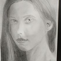 Mi proyecto del curso: Retrato realista con lápiz de grafito. Un progetto di Illustrazione tradizionale, Belle arti, Bozzetti, Disegno a matita, Disegno, Disegno di ritratti, Disegno realistico, Disegno artistico e Disegno anatomico di masamu2006 - 17.03.2024