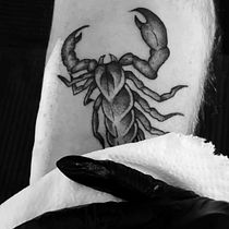 My project for course: Blackwork Tattoo Techniques with Fine Lines. Un progetto di Design di tatuaggi di Nika R - 17.03.2024